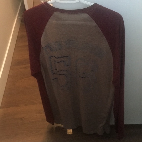 True Religion men’s shirt. Size XL - Picture 2 of 3